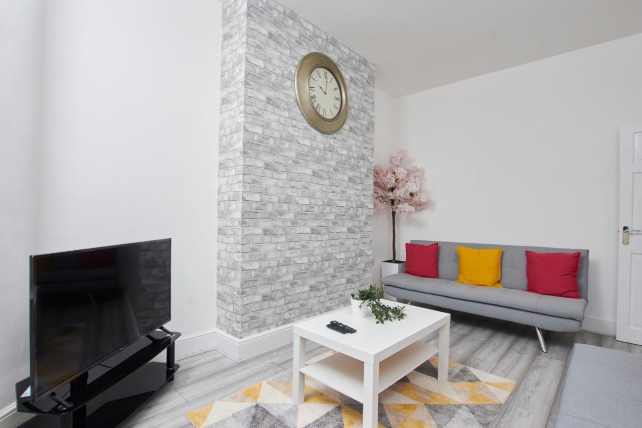 Stylish Blackpool Gem - Great Location! Exterior photo