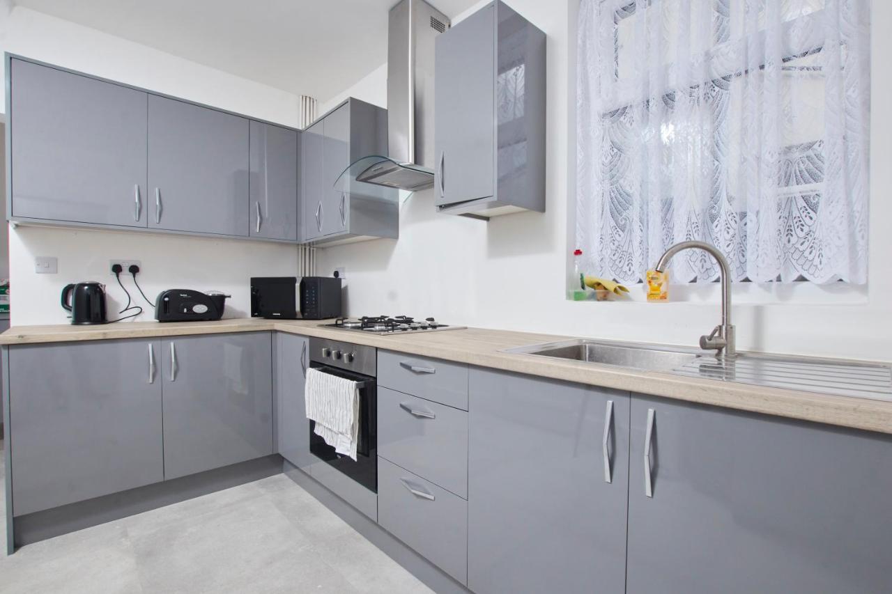 Stylish Blackpool Gem - Great Location! Exterior photo